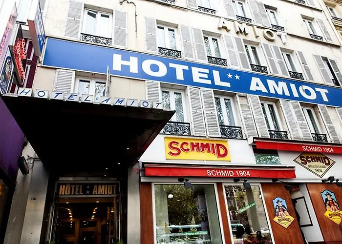 호텔 Amiot 2*
