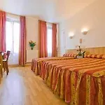 Amiot Hotel Paris