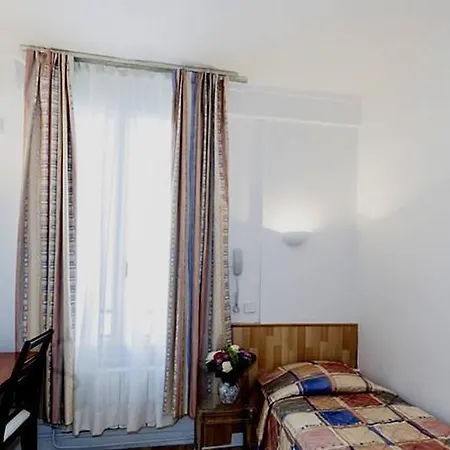 Amiot Hotel Paris