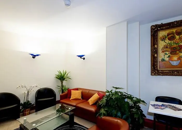 Amiot Hotel