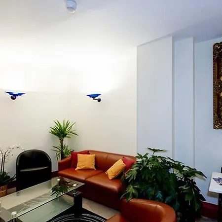 Amiot Hotel